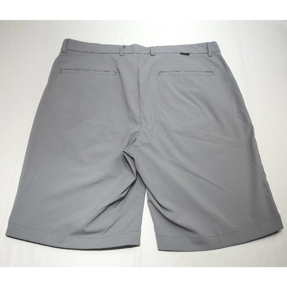 Greg Norman Men's Size 34 Active Wear Shorts Classic Gray Polyester Golf 19 Inch - Picture 4 of 5